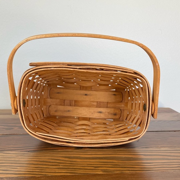 Longaberger Single Handle Basket- factory sample - Picture 5 of 7
